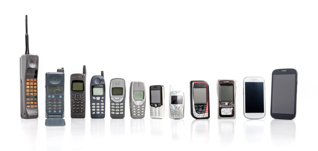 30 let mobilne telefonije