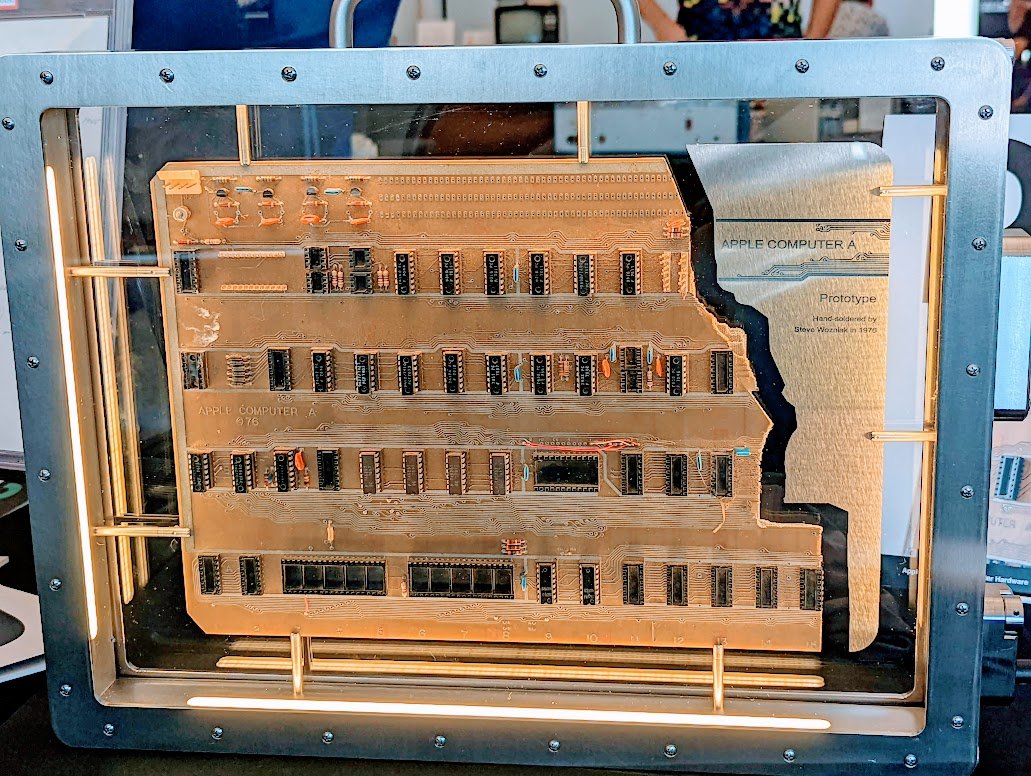 Apple computer