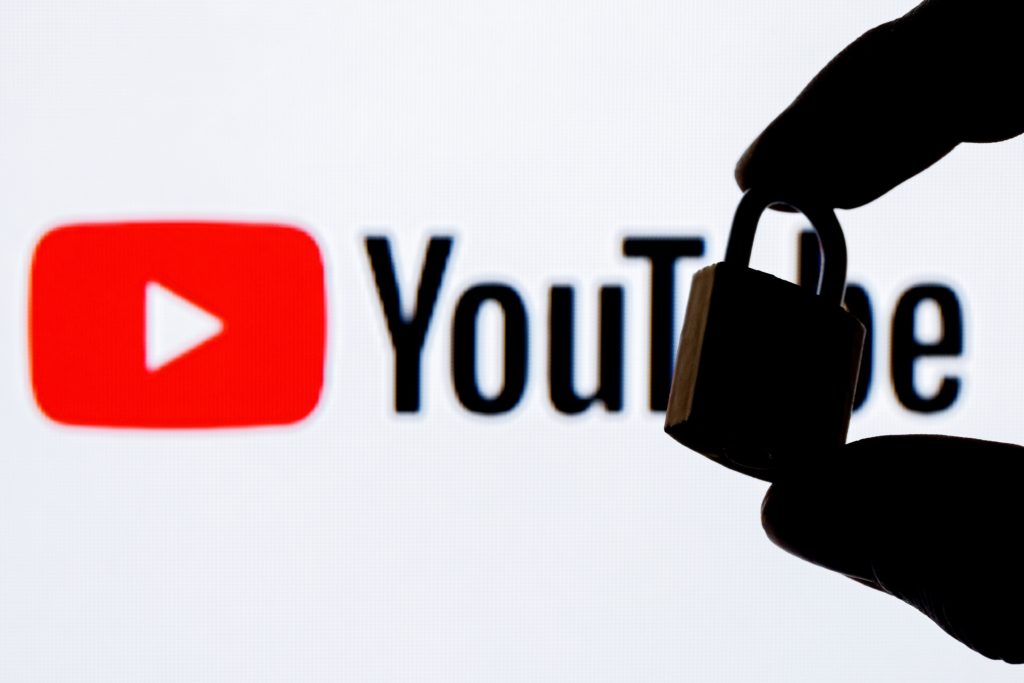 Napad na youtube