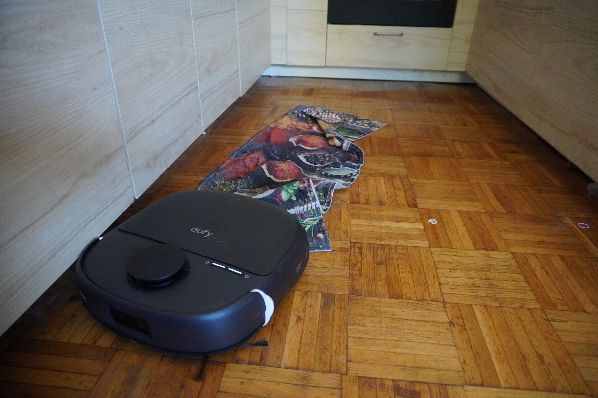 eufy Omni C28