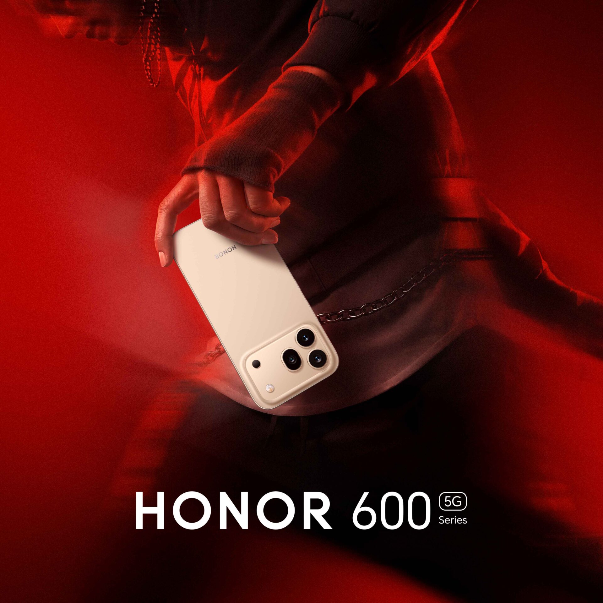 Serija HONOR 600, ki vključuje modele HONOR 600 Pro, HONOR 600 in HONOR 600 Lite, je zasnovana za vsakodnevni tempo